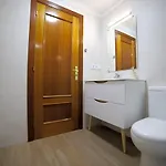 Playa Arbeyal & Garaje Apartman