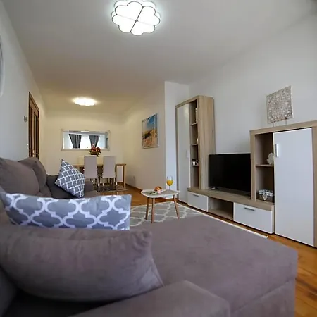 Playa Arbeyal & Garaje -vut-2093-as Apartment