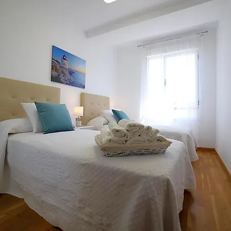 Playa Arbeyal & Garaje 아파트 *