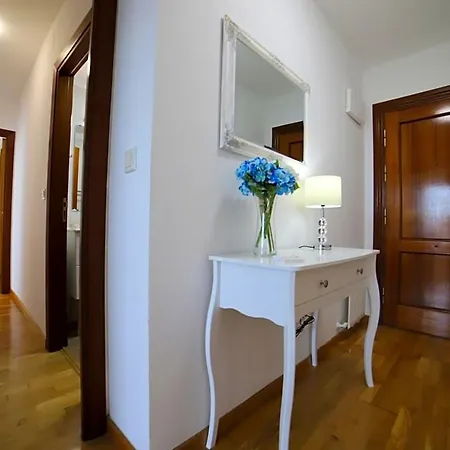 La Luz Del Arbeyal - Garaje Apartment *